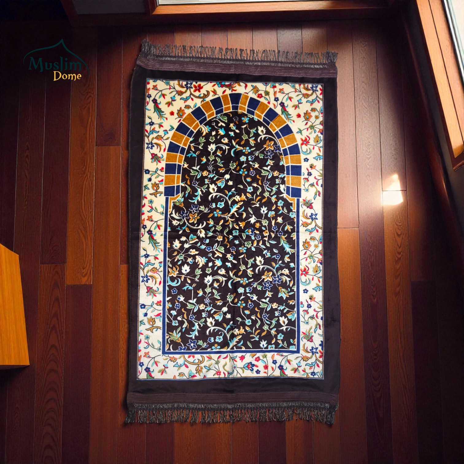 ভেলভেট ফেব্রিক হালকা ও বহনযোগ্য জায়নামাজ