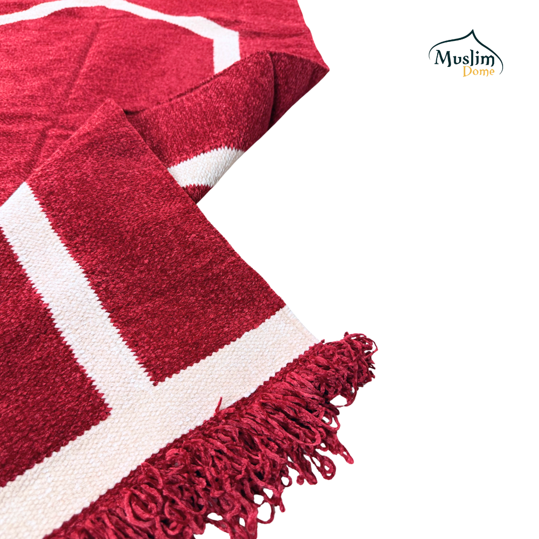 হ্যান্ডমেড জায়নামাজ (Three Person) | Soft Chanel Fabric | Maroon Color | Size 72″×48″ | Both Side Usable thumbnail 3