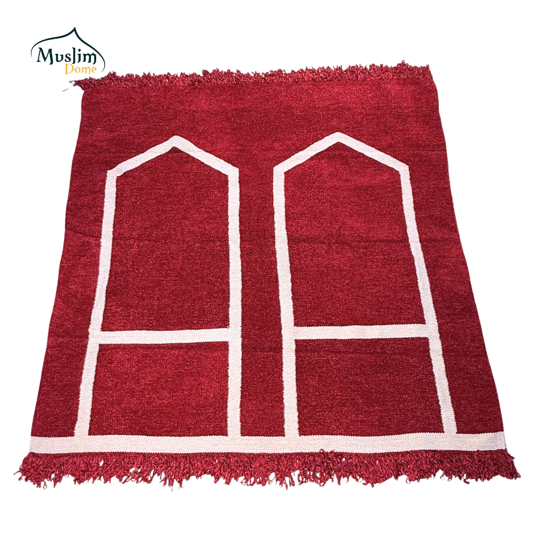 হ্যান্ডমেড জায়নামাজ (Two Person) | Soft Chanel Fabric | Maroon Color | Size 47″×48″ | Both Side Usable
