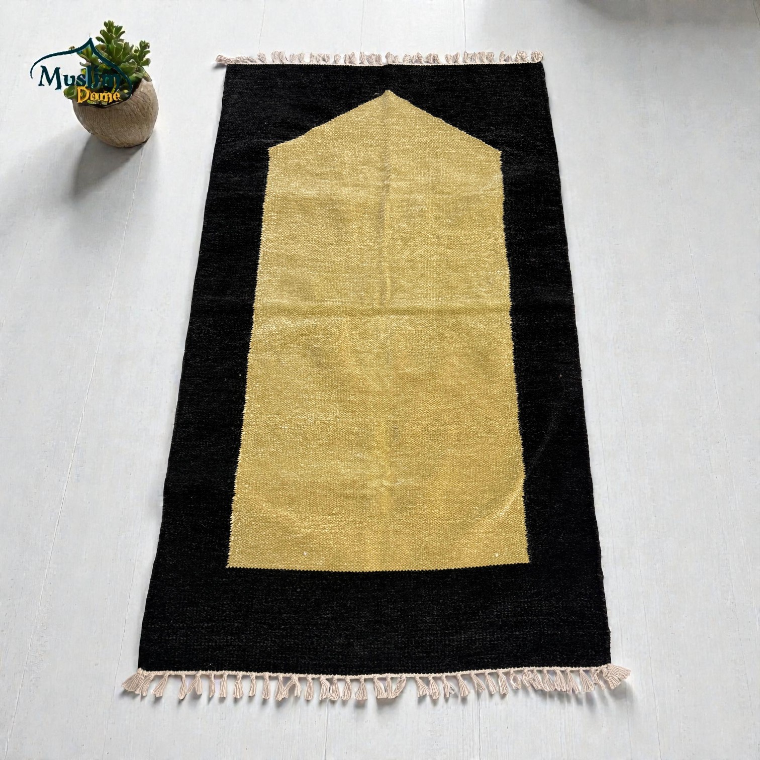 Jainamaz -Hand Loom | ম্যানুয়াল হ্যান্ড লুমে তৈরি ট্র্যাডিশনাল জায়নামাজ