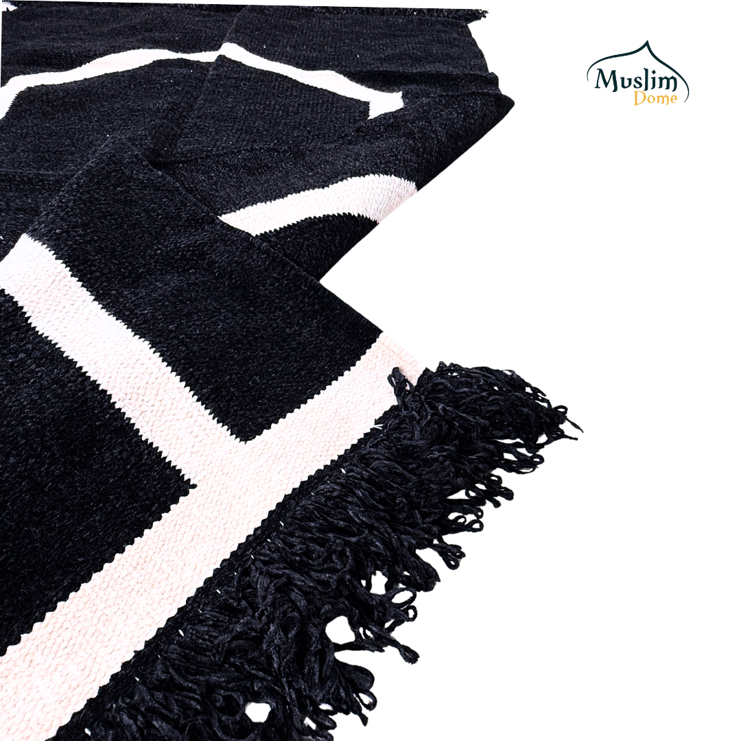 হ্যান্ডমেড জায়নামাজ (Two Person) | Soft Chanel Fabric | Black Color | Size 47″×48″ | Both Side Usable thumbnail 2